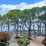 Un Balcone In Pineta 아파트 페차노