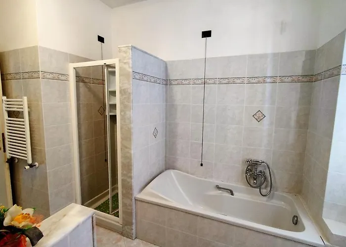 Un Balcone In Pineta