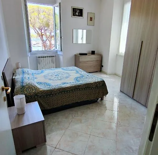 Un Balcone In Pineta