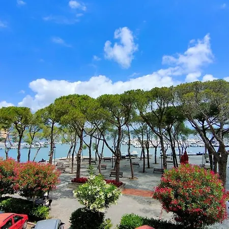 Un Balcone In Pineta *