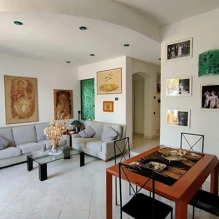 Un Balcone In Pineta Apartamento