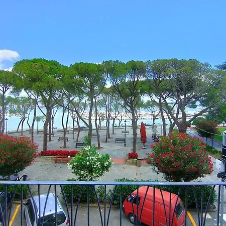 Un Balcone In Pineta Appartamento Fezzano (Liguria)