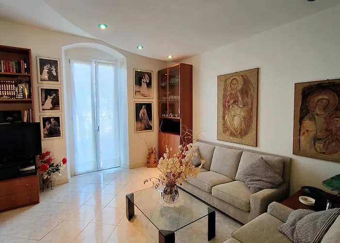 Un Balcone In Pineta فيزانو