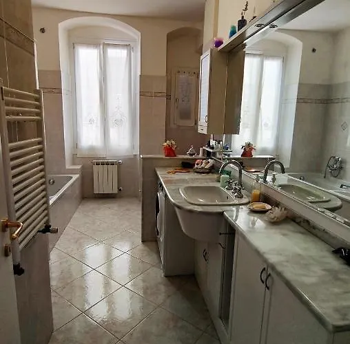 شقة Un Balcone In Pineta فيزانو